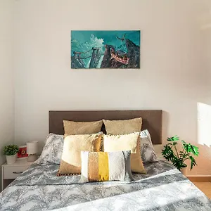 https://tenerife-te-icod-de-los-vinos.in-canary-islands.com